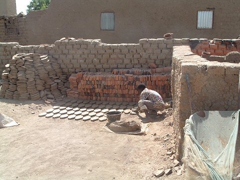 Djenné, Faites des briques