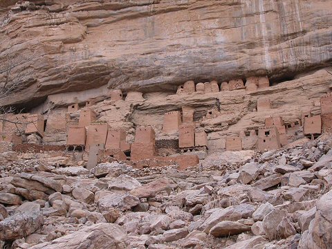 Pays Dogon, Grenier Dogon